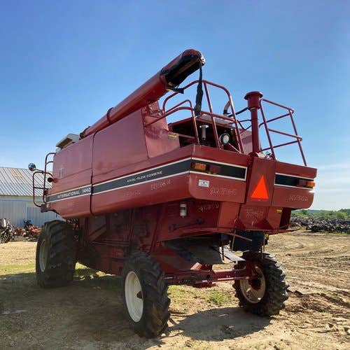 Used International 1440 Combine parts.