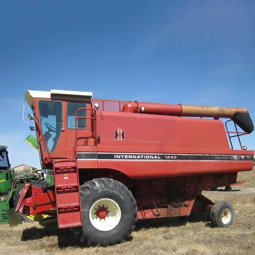Used International 1440 Combine Parts Used International 1440 Combine Parts
