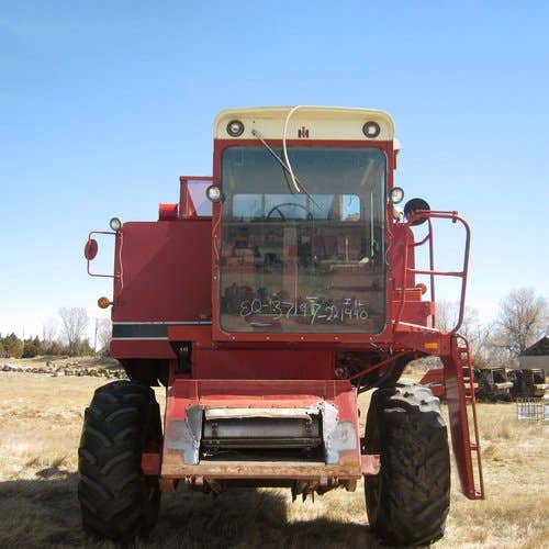 Used International 1440 Combine parts.