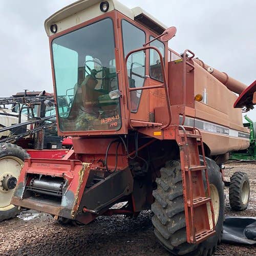 Used International 1440 Combine parts.