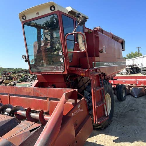 Used International 1440 Combine parts.