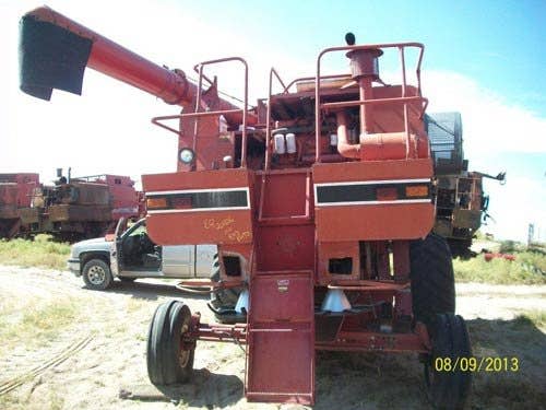 Used International 1460 Combine parts.