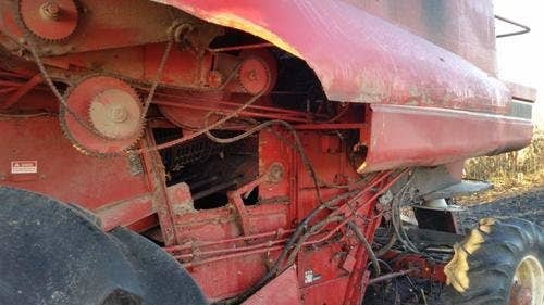 Used International 1460 Combine parts.
