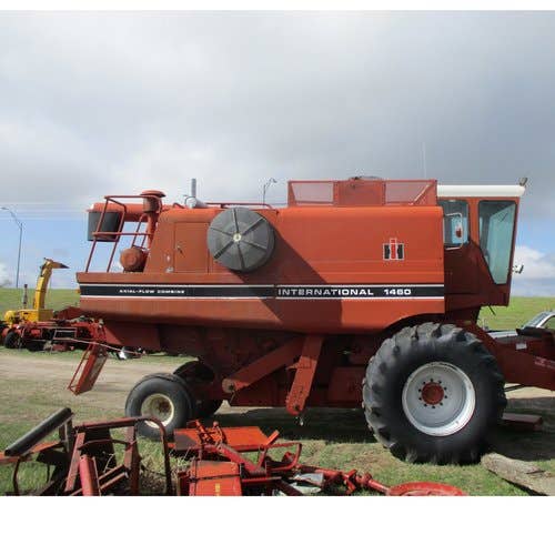 Used International 1460 Combine parts.