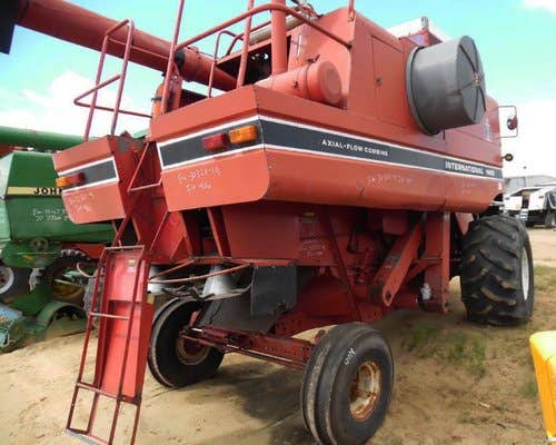 Used International 1460 Combine parts.