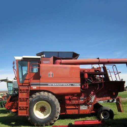 Used International 1460 Combine parts.