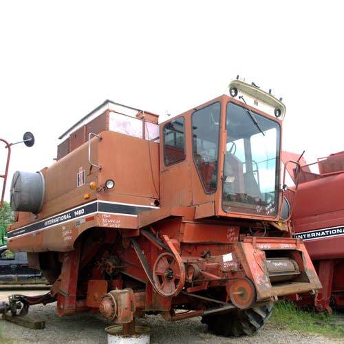 Used International 1460 Combine parts.