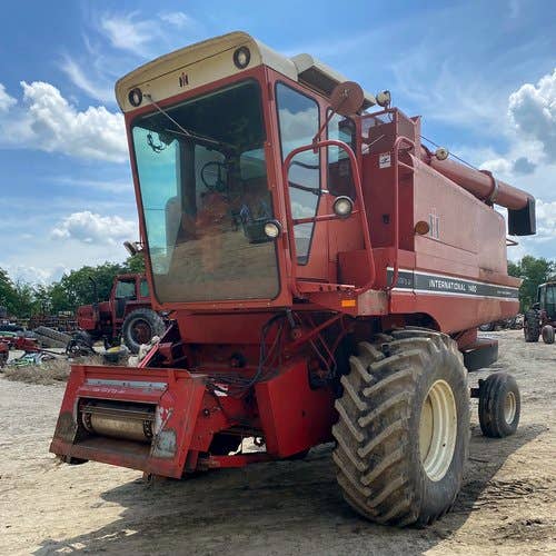 Used International 1460 Combine parts.