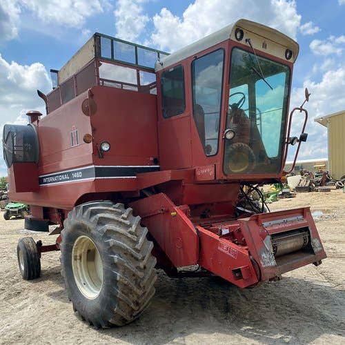 Used International 1460 Combine parts.