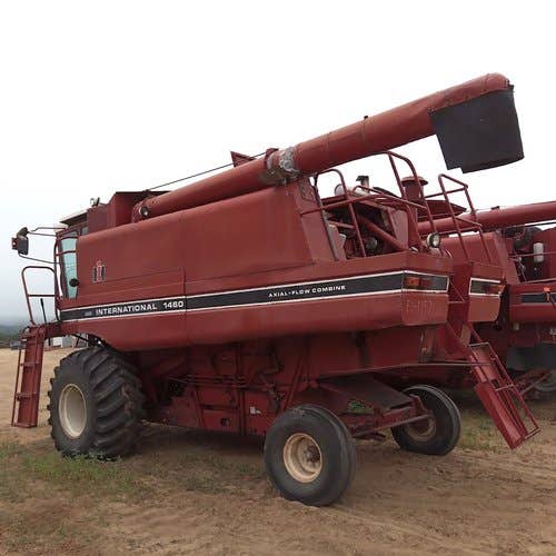 Used International 1460 Combine parts.