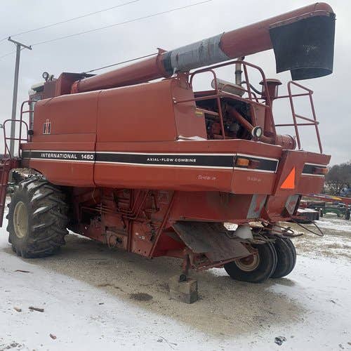 Used International 1460 Combine parts.
