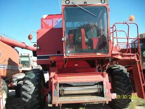 Used International 1480 Combine parts.