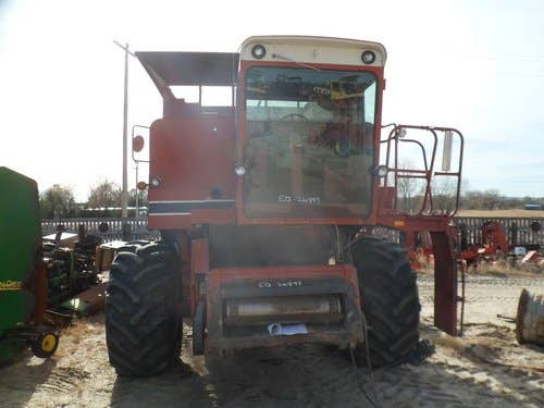 Used International 1480 Combine parts.