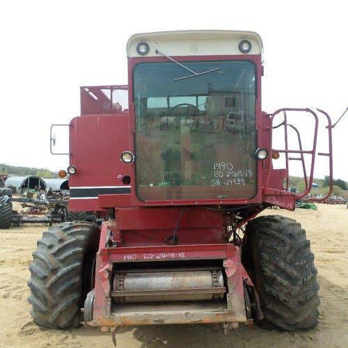 Used International 1480 Combine parts.