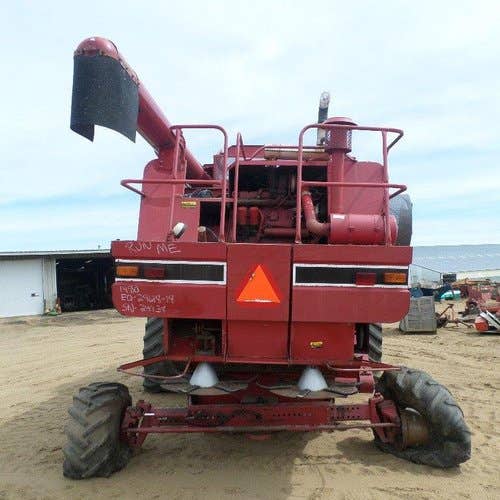 Used International 1480 Combine parts.