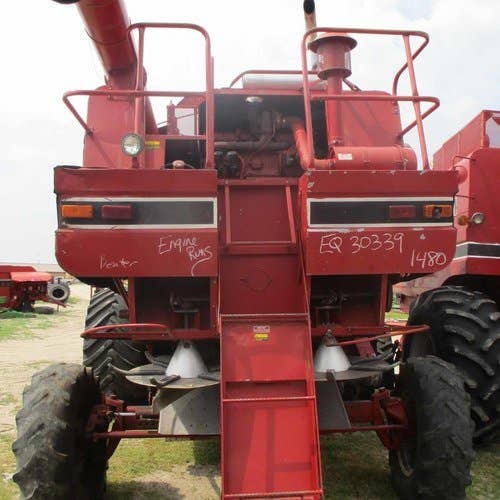 Used International 1480 Combine parts.
