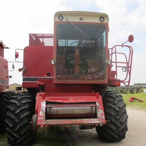 Used International 1480 Combine parts.