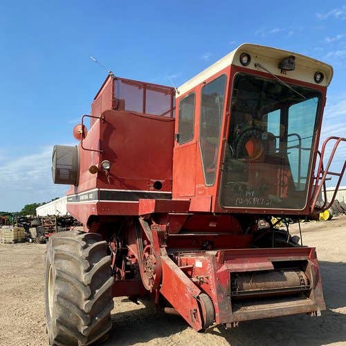1979 Used International 1480 Combine parts.