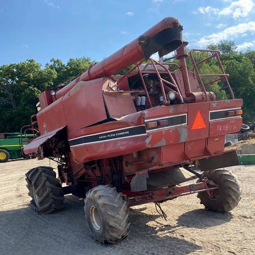 1979 Used International 1480 Combine parts.