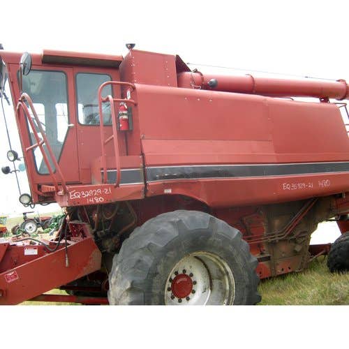 Used International 1480 Combine parts.