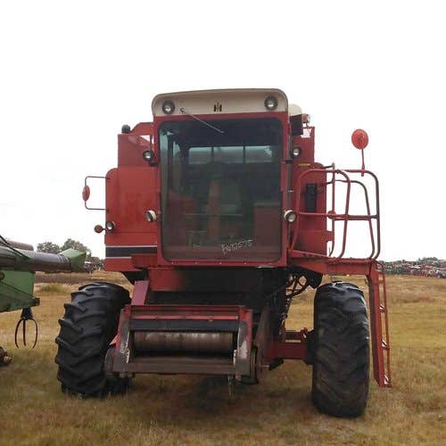 Used International 1480 Combine parts.