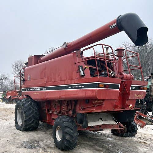 Used International 1480 Combine parts.