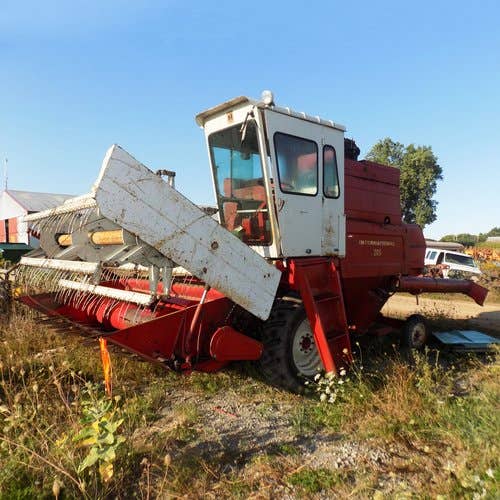 Used International 205 Combine Parts Used International 205 Combine Parts