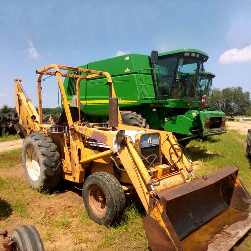 Used International 2500B Construction & Industrial parts.
