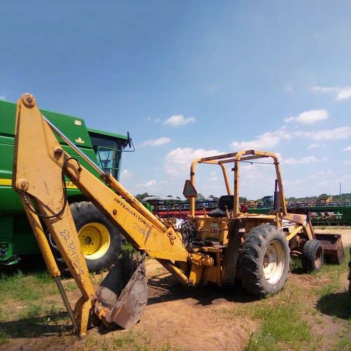 Used International 2500B Construction & Industrial parts.