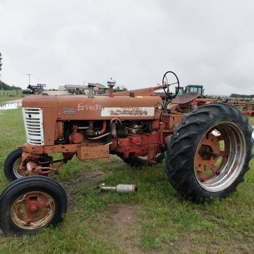 Used International 300 Tractor Parts Used International 300 Tractor Parts