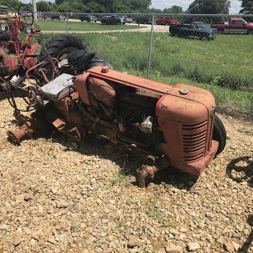 Used International 300U Tractor parts.