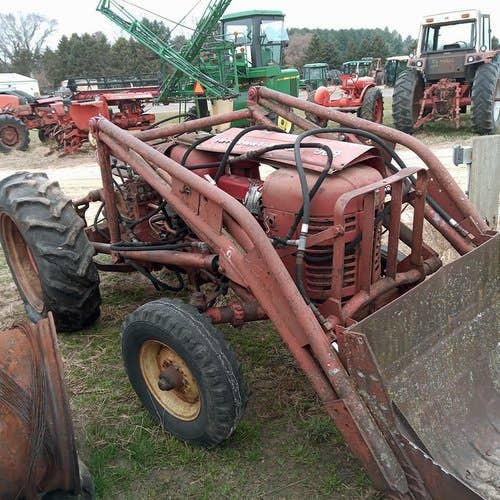 Used International 300U Tractor parts.