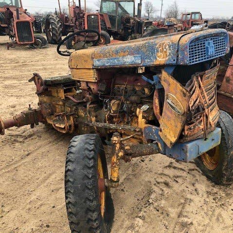 Used International 340 Tractor Parts Used International 340 Tractor Parts