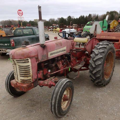 Used International 350U Tractor parts.