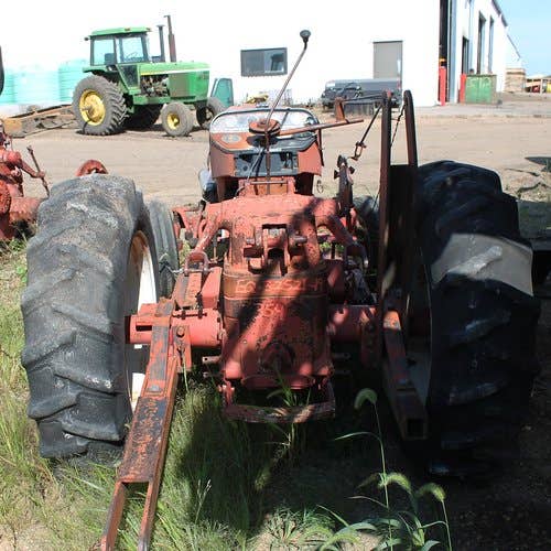 1973 Used International 354 Tractor parts.