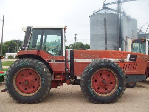 Used International 3588 Tractor Parts Used International 3588 Tractor Parts