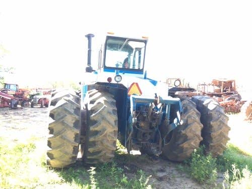 Used International 3588 Tractor parts.