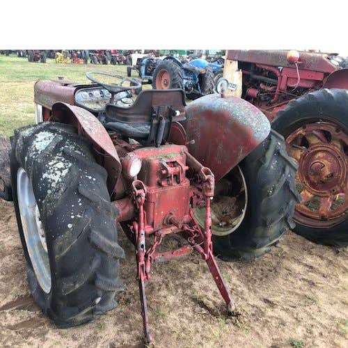 Used International 364 Tractor parts.