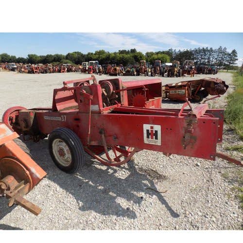Used International 37 Baler parts.