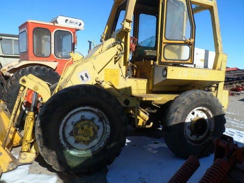 Used International 3850 Construction & Industrial parts.