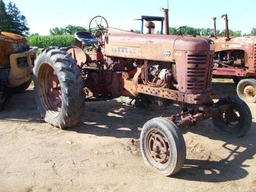 Used International 400 Tractor parts.