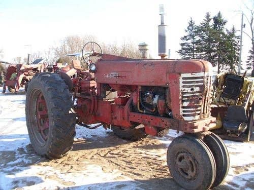 Used International 400 Tractor parts.