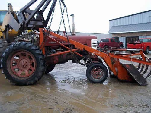 Used International 400 Tractor parts.