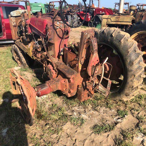 Used International 400 Tractor parts.
