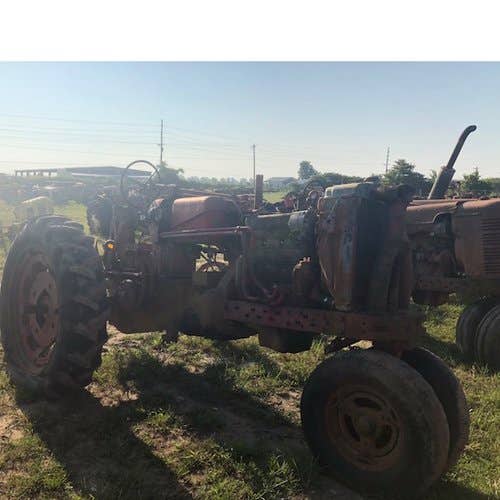 Used International 400 Tractor Parts Used International 400 Tractor Parts