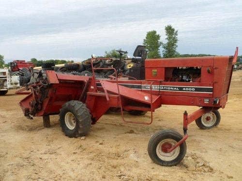 Used International 4000 Hay Cutting parts.