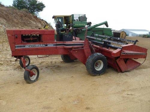 Used International 4000 Hay Cutting parts.
