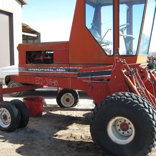 Used International 4000 Hay Cutting parts.