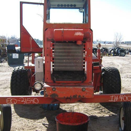 Used International 4000 Hay Cutting parts.