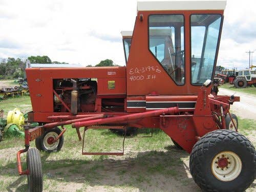 Used International 4000 Hay Cutting parts.
